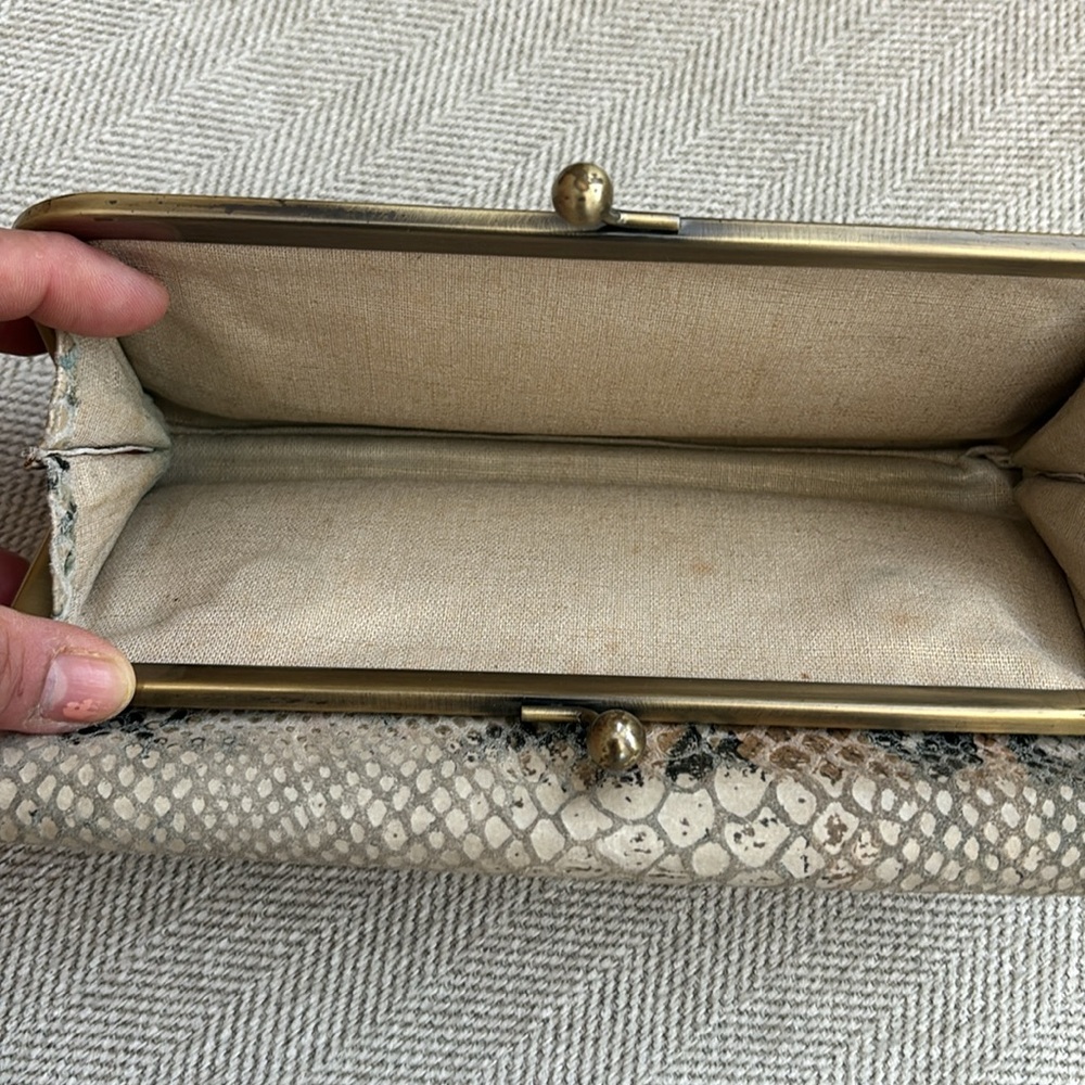 HOBO - Rachel Continental Wallet - Picture 2 of 5
